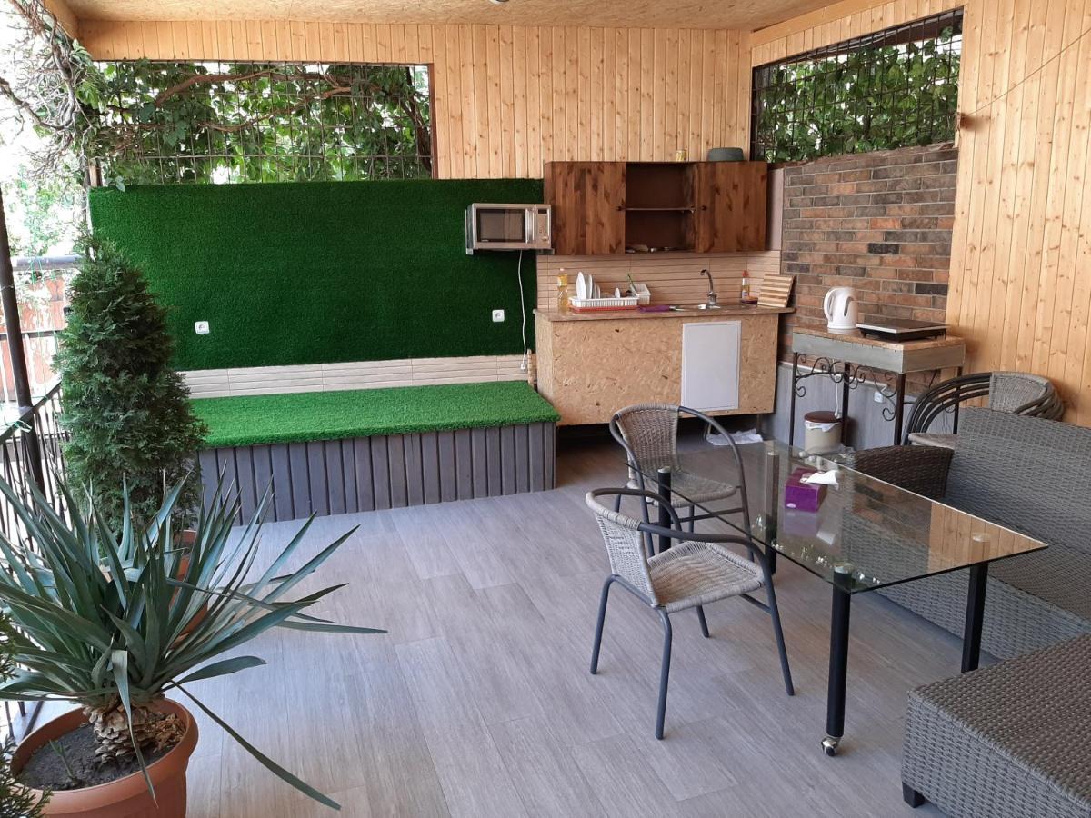 Shara Talyan Guest House & Tours Jerevan Buitenkant foto