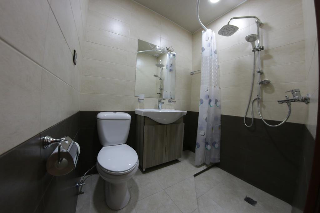 Shara Talyan Guest House & Tours Jerevan Kamer foto