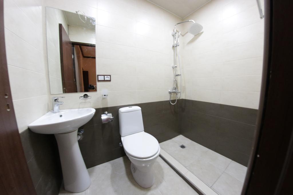 Shara Talyan Guest House & Tours Jerevan Kamer foto